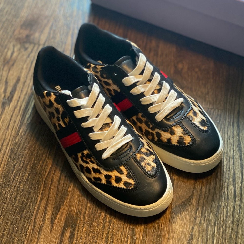 Madden Girl Fiona Leopard Black Sneaker